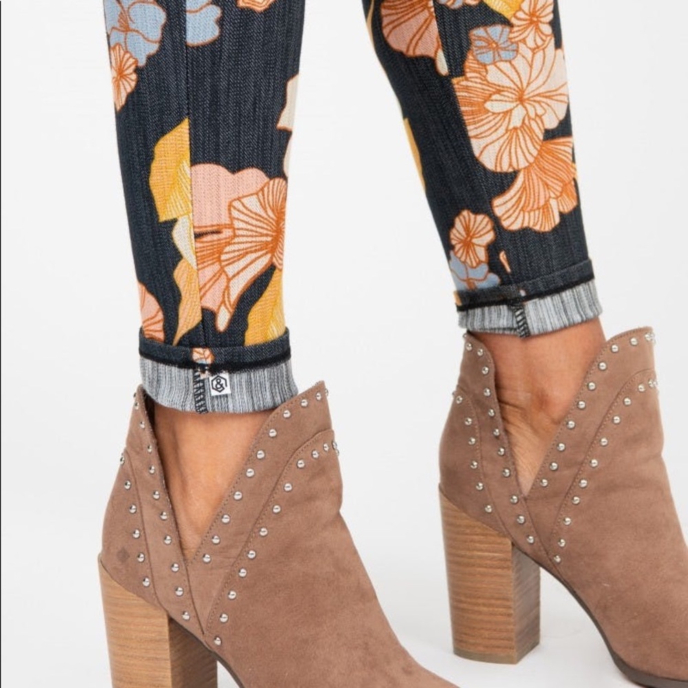 Moto Jegging botanical black floral - Picture 2 of 4